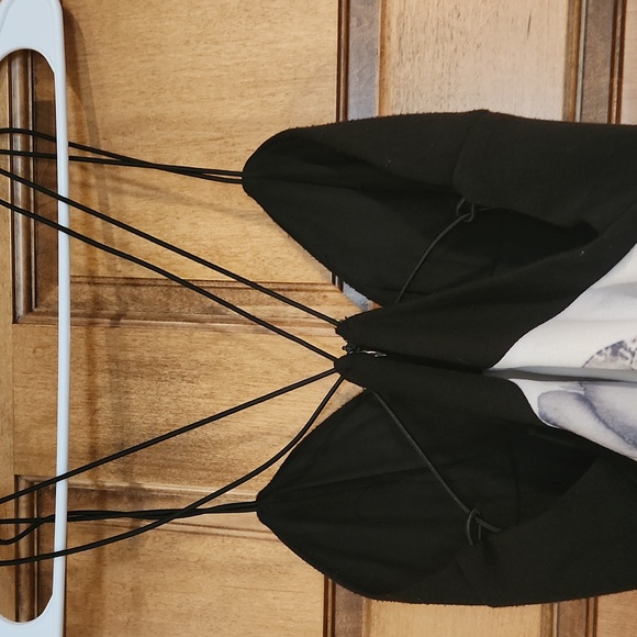 Black and white floral spaghetti trap formal dress by L'ATISTE - Picture 4 of 11